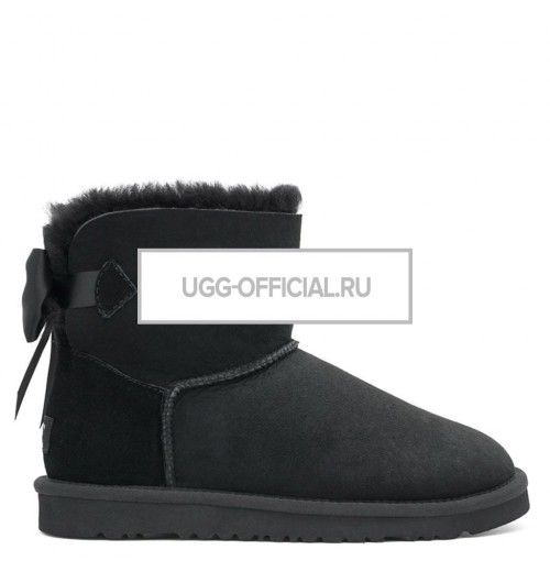 UGG Bailey Bow Mini Medallion Black